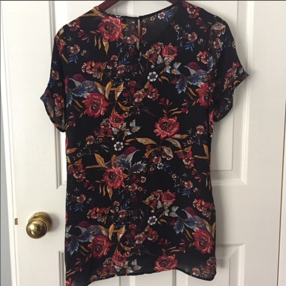 DR2 Black Floral Blouse Size Medium - Picture 4 of 7